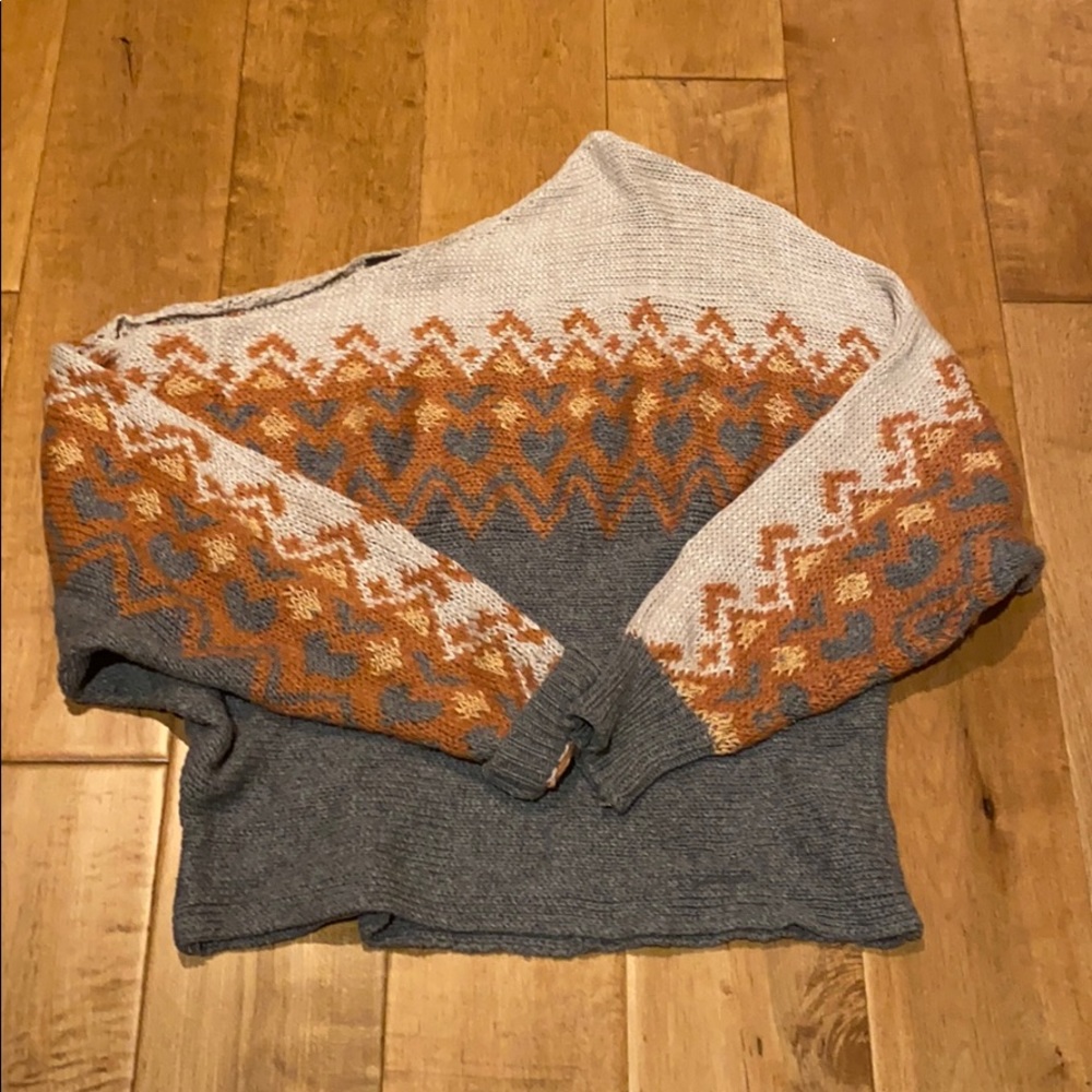 Free people off the shoulder knit sweater 🧶